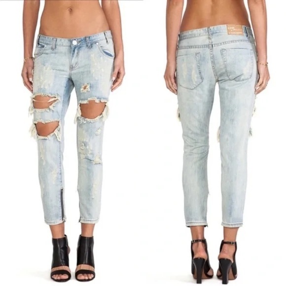 One Teaspoon Trashed Free Birds Skinny Jeans, Size 28 NWT, Light Wash Distressed - Picture 1 of 16